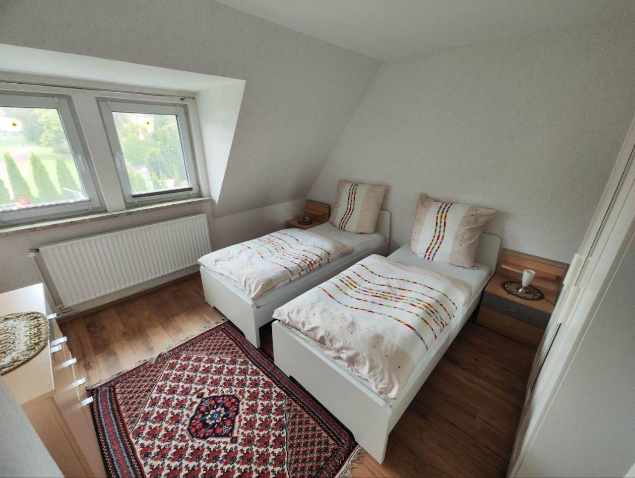 Schickes 110Qm Ferienhaus In Naehe Vw, Messe,Dez Und Orangerie คาสเซล ภายนอก รูปภาพ
