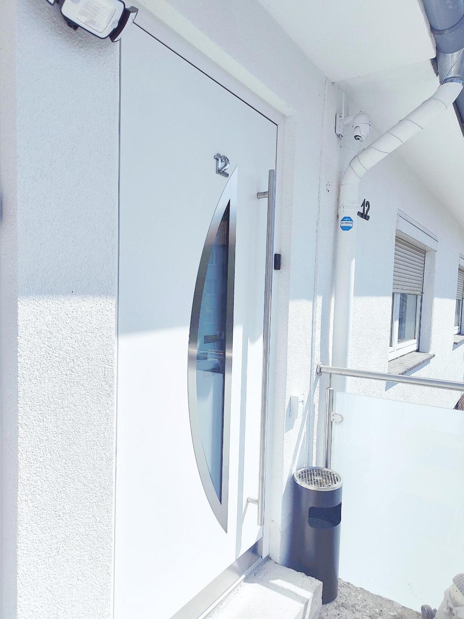 Schickes 110Qm Ferienhaus In Naehe Vw, Messe,Dez Und Orangerie คาสเซล ภายนอก รูปภาพ